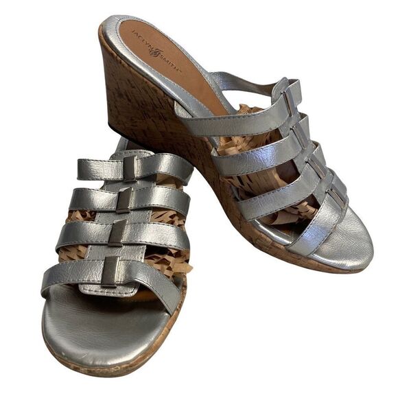 JACLYN SMITH, Cork Wedge Silver Sandals,  Size 8M,‎ open toe - Picture 2 of 9